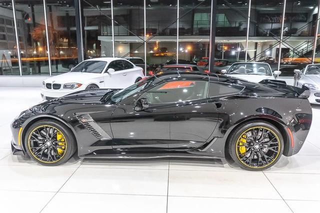 Used-2016-Chevrolet-Corvette-Z06-C7R-Special-Edition-3LZ-Coupe-ONLY-3K-MILES