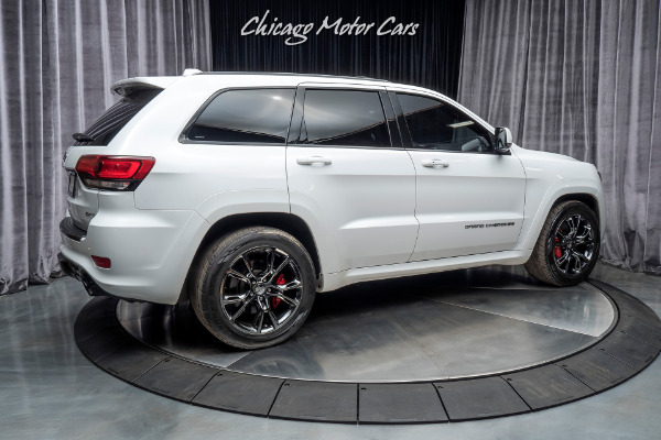 Used 2016 Jeep Grand Cherokee SRT 4X4 SUV LAGUNA FULL LEATHER! REAR ENTERTAINMENT! for sale Sold at Chicago Motor Cars in West Chicago IL 60185 5