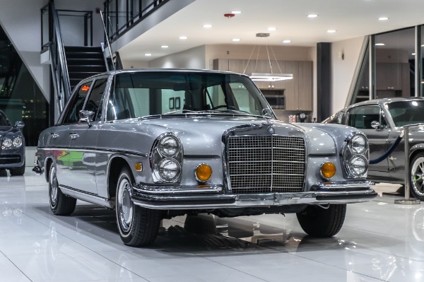 Used 1972 Mercedes-Benz 280SE Sedan *W108* for sale Sold at Chicago Motor Cars in West Chicago IL 60185 6