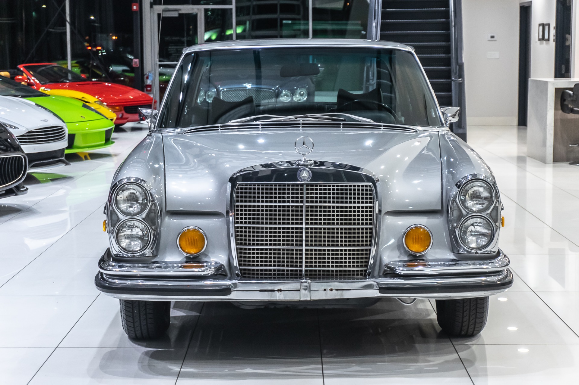 Used-1972-Mercedes-Benz-280SE-Sedan-W108