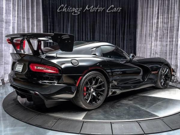 Used 2017 Dodge Viper ACR Voodoo Edition Coupe 1of31 **RARE* Voodoo Edition! for sale Sold at Chicago Motor Cars in West Chicago IL 60185 4