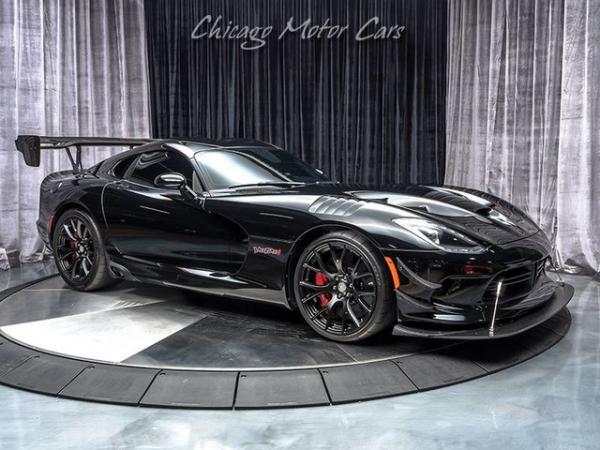 Used 2017 Dodge Viper ACR Voodoo Edition Coupe 1of31 **RARE* Voodoo Edition! for sale Sold at Chicago Motor Cars in West Chicago IL 60185 5