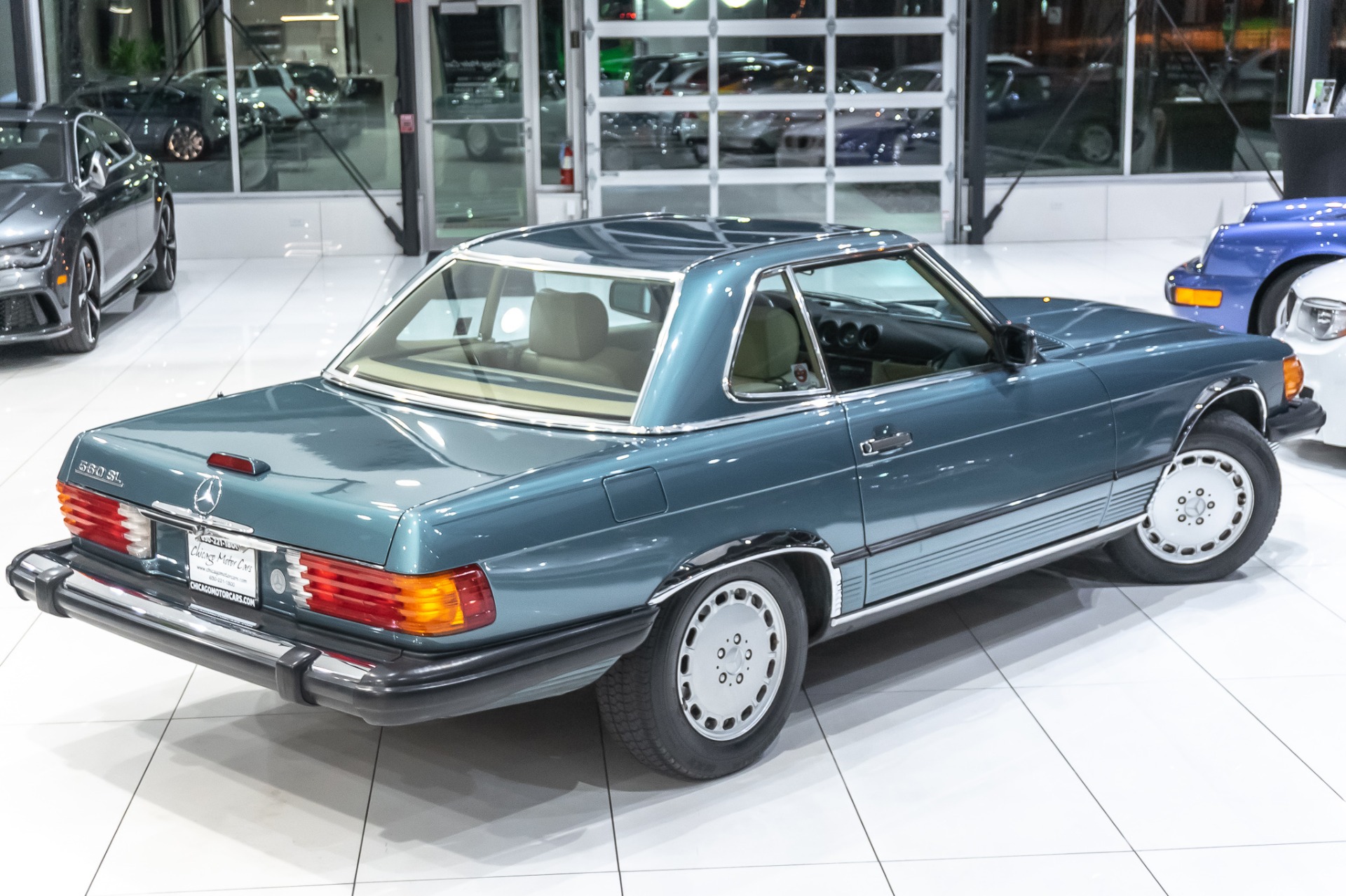 Used-1989-Mercedes-Benz-560SL-Roadster-CLASSIC-COLLECTORS-CAR