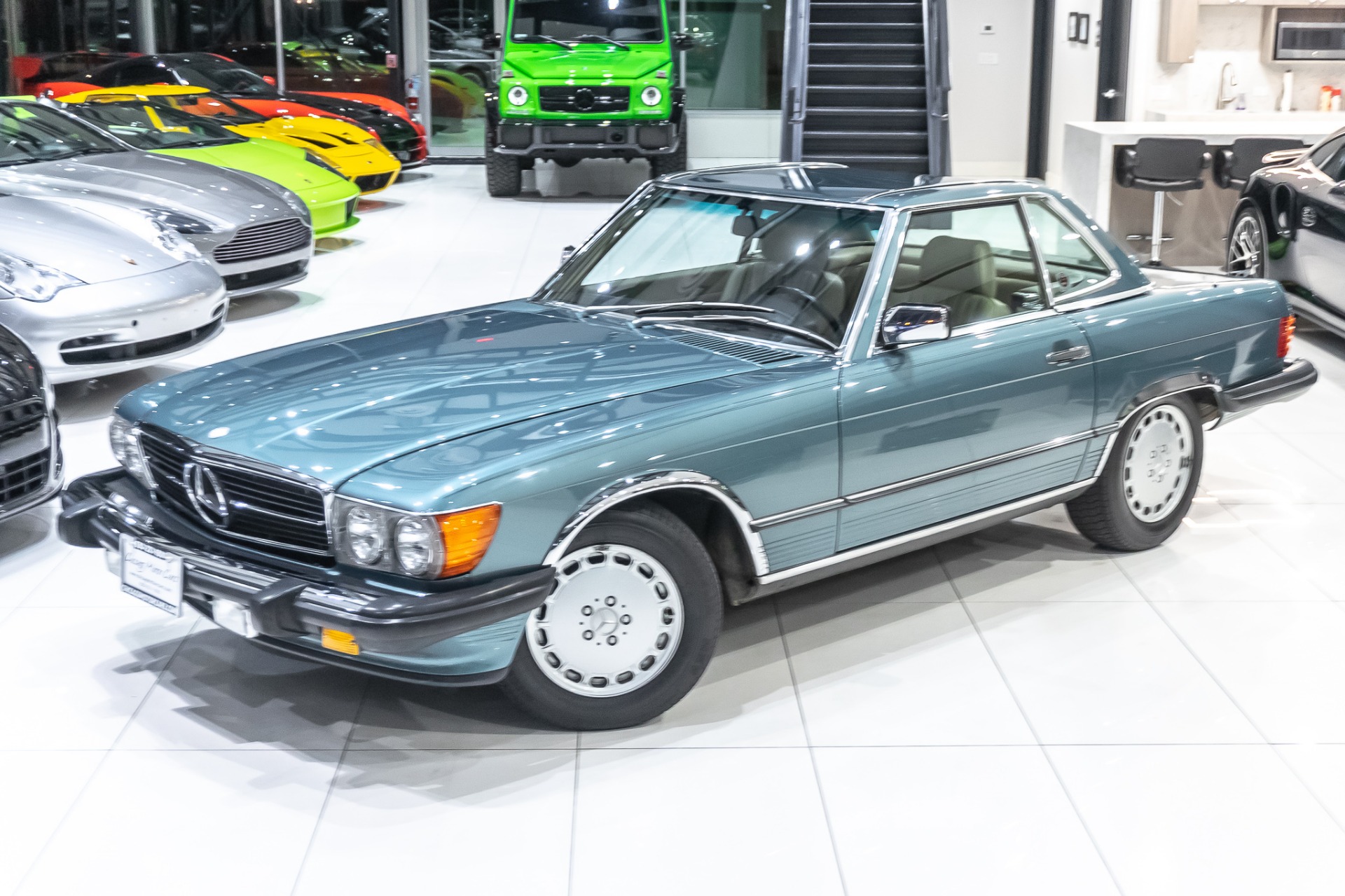 Used-1989-Mercedes-Benz-560SL-Roadster-CLASSIC-COLLECTORS-CAR