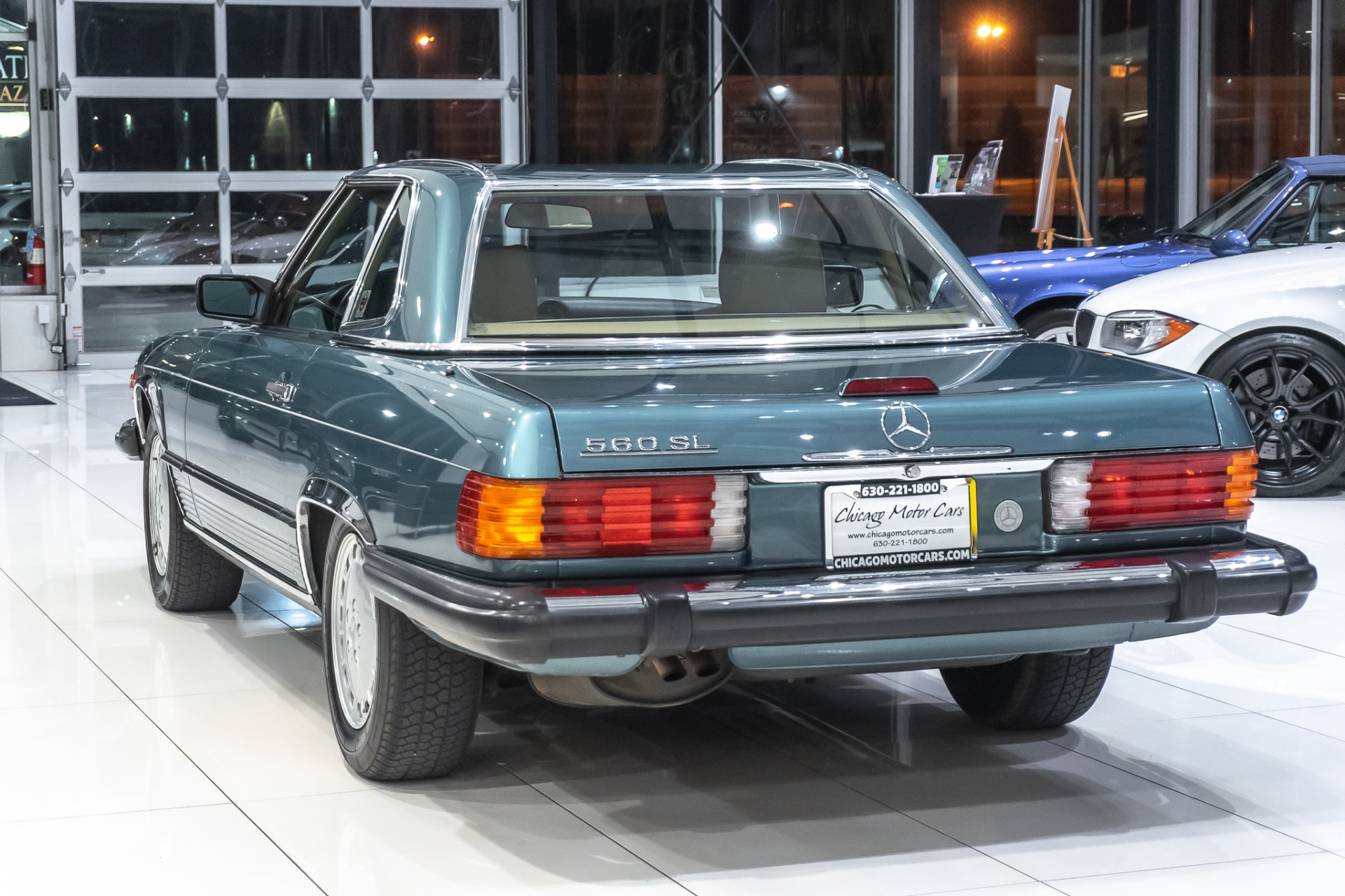 Used-1989-Mercedes-Benz-560SL-Roadster-CLASSIC-COLLECTORS-CAR