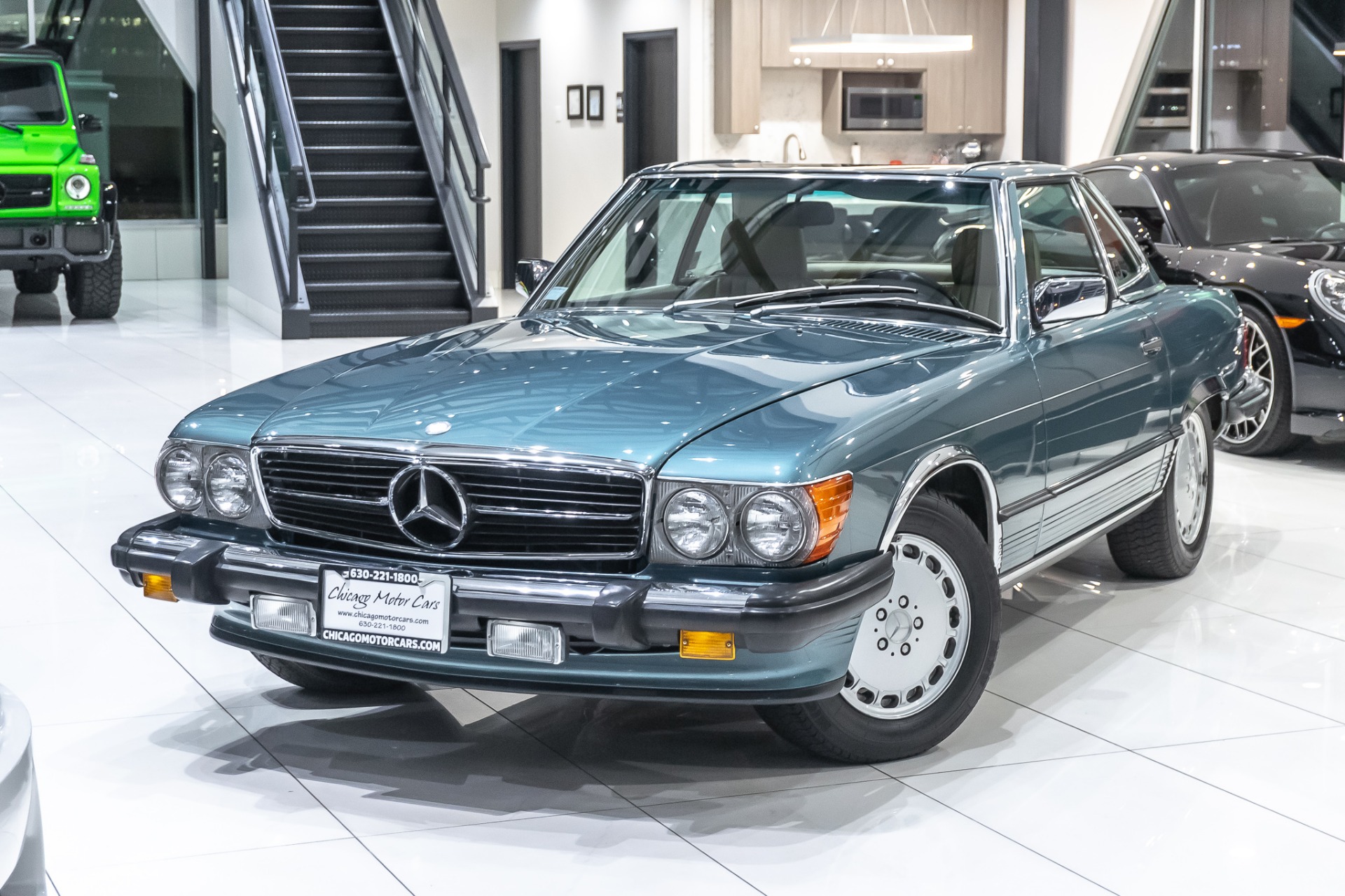 Used-1989-Mercedes-Benz-560SL-Roadster-CLASSIC-COLLECTORS-CAR