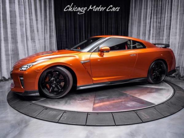 Used 2018 Nissan GT-R Track Edition for sale Sold at Chicago Motor Cars in West Chicago IL 60185 1