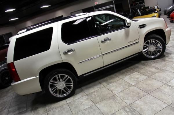 New-2009-Cadillac-Escalade-Platinum-Edition