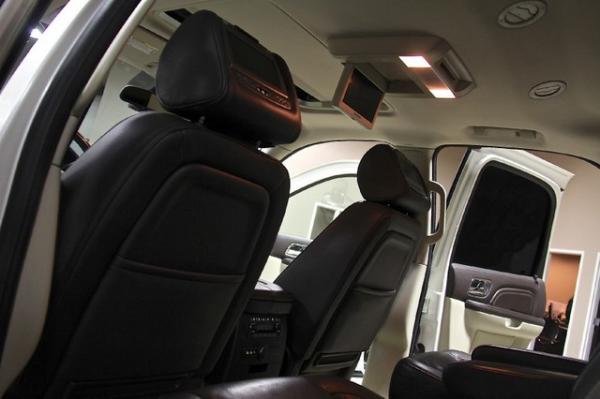 New-2009-Cadillac-Escalade-Platinum-Edition