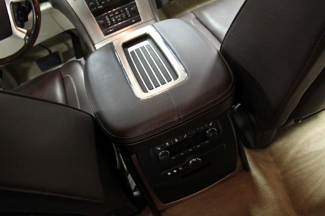 New-2009-Cadillac-Escalade-Platinum-Edition