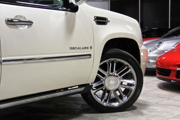 New-2009-Cadillac-Escalade-Platinum-Edition