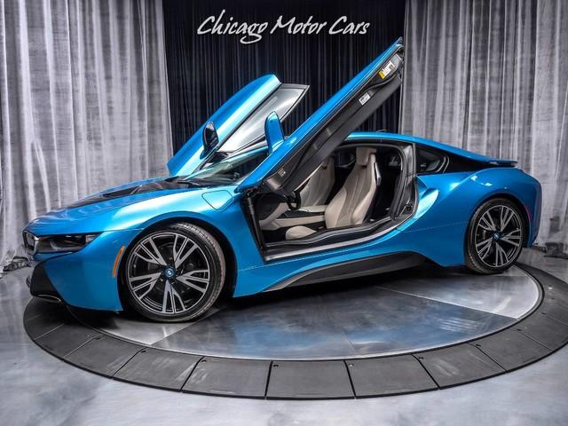 Used 2016 BMW i8 GIGA World Coupe **MSRP $149,995** for sale Sold at Chicago Motor Cars in West Chicago IL 60185 1
