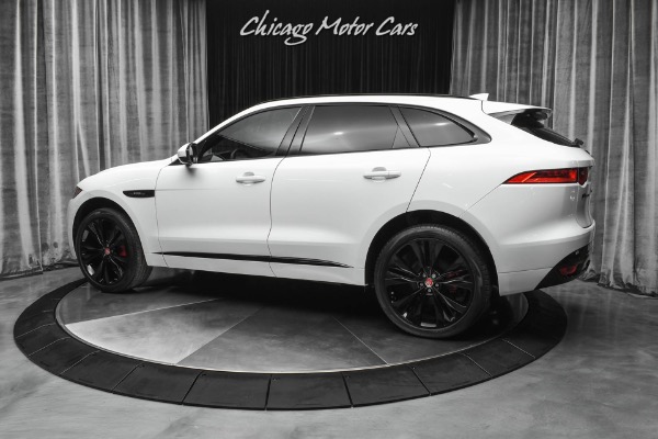 Used 2018 Jaguar F-PACE 30t R-Sport for sale Sold at Chicago Motor Cars in West Chicago IL 60185 3
