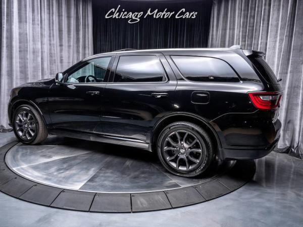 Used 2018 Dodge Durango R/T SUV AWD + POWER SUNROOF! for sale Sold at Chicago Motor Cars in West Chicago IL 60185 3