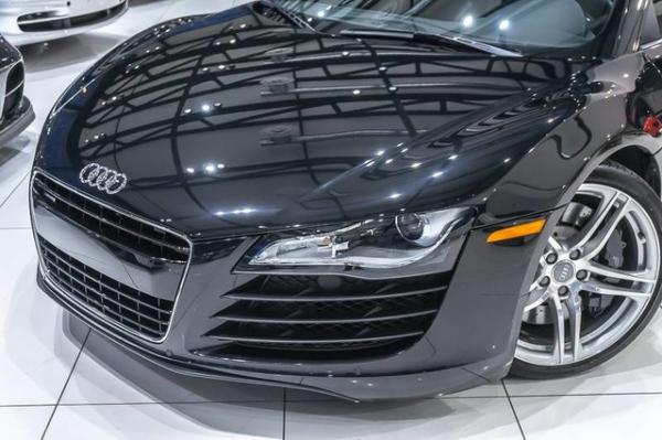 Used 2008 Audi R8 Coupe Quattro *6-SPEED MANUAL* for sale Sold at Chicago Motor Cars in West Chicago IL 60185 4