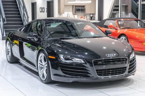 Used 2008 Audi R8 Coupe Quattro *6-SPEED MANUAL* for sale Sold at Chicago Motor Cars in West Chicago IL 60185 6