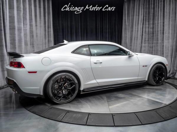 Used 2015 Chevrolet Camaro Z/28 *ONLY 3K MILES* for sale Sold at Chicago Motor Cars in West Chicago IL 60185 5