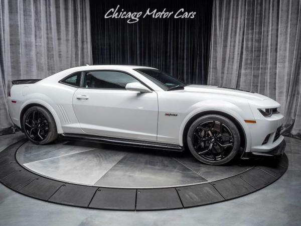Used 2015 Chevrolet Camaro Z/28 *ONLY 3K MILES* for sale Sold at Chicago Motor Cars in West Chicago IL 60185 6