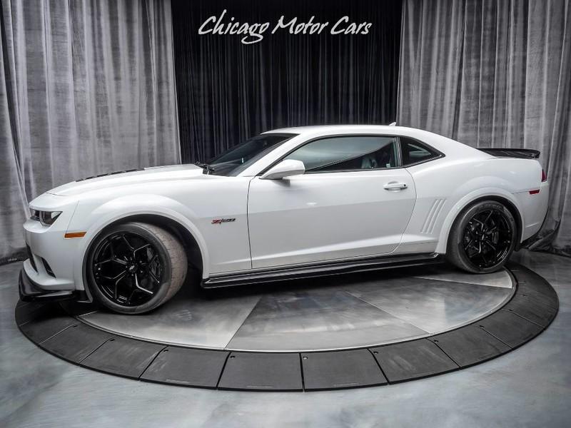 Used 2015 Chevrolet Camaro Z/28 *ONLY 3K MILES* for sale Sold at Chicago Motor Cars in West Chicago IL 60185 1