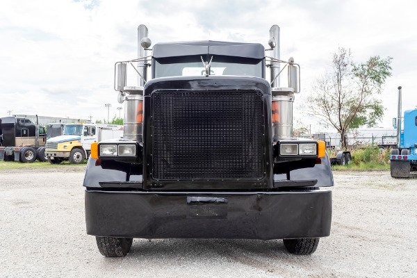 Used 1990 Peterbilt 379 Truck Tractor CAT 3406B ENGINE 18-SPEED TRANSMISSION! for sale Sold at Chicago Motor Cars in West Chicago IL 60185 3