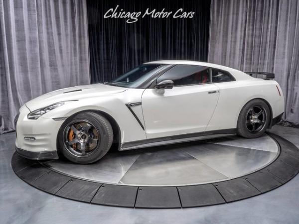 Used 2013 Nissan GT-R Black Edition Alpha 12 1300hp for sale Sold at Chicago Motor Cars in West Chicago IL 60185 1