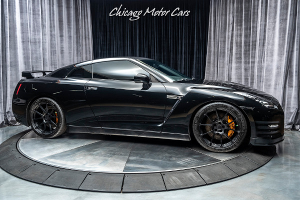 Used 2014 Nissan GT-R Premium Coupe **700 HP** for sale Sold at Chicago Motor Cars in West Chicago IL 60185 6