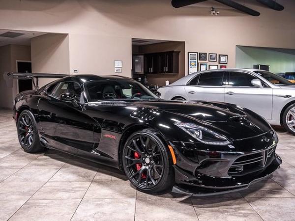 Used 2016 Dodge Viper ACR Extreme Aero Coupe for sale Sold at Chicago Motor Cars in West Chicago IL 60185 5