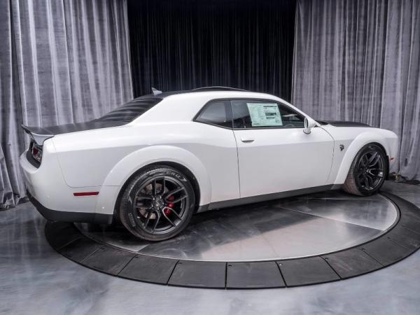 Used-2019-Dodge-Challenger-SRT-Hellcat-Redeye-ONLY-9-MILES