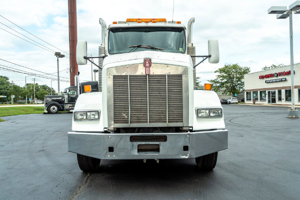 Used 2004 Kenworth T800 DAY CAB Truck Tractor C15 Engine for sale Sold at Chicago Motor Cars in West Chicago IL 60185 3