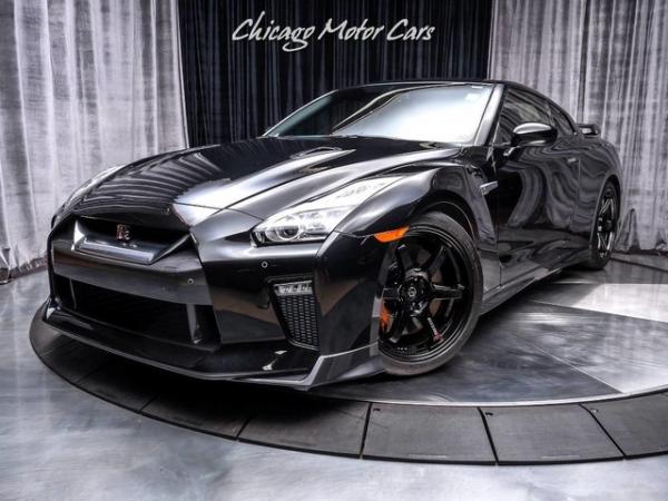 Used 2018 Nissan GT-R Track Edition Coupe HIGH MSRP for sale Sold at Chicago Motor Cars in West Chicago IL 60185 2