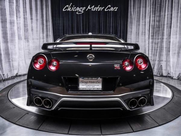 Used 2018 Nissan GT-R Track Edition Coupe HIGH MSRP for sale Sold at Chicago Motor Cars in West Chicago IL 60185 4