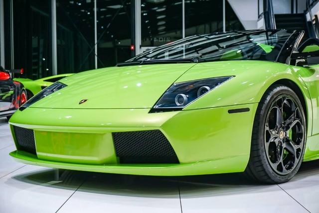 Used-2005-Lamborghini-Murcielago-Roadster