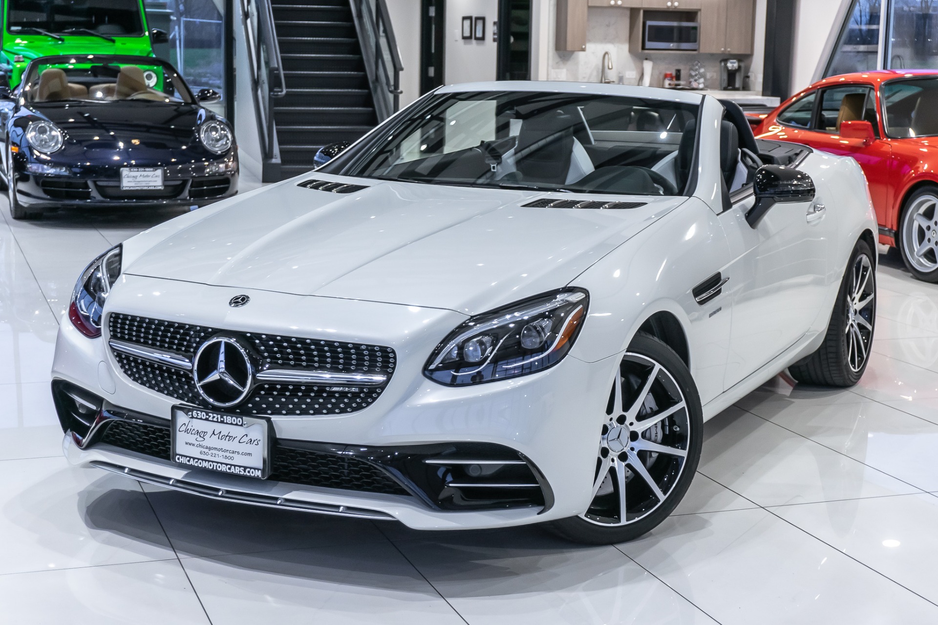 Used-2018-Mercedes-Benz-SLC43-AMG-Convertible-Pano-Roof