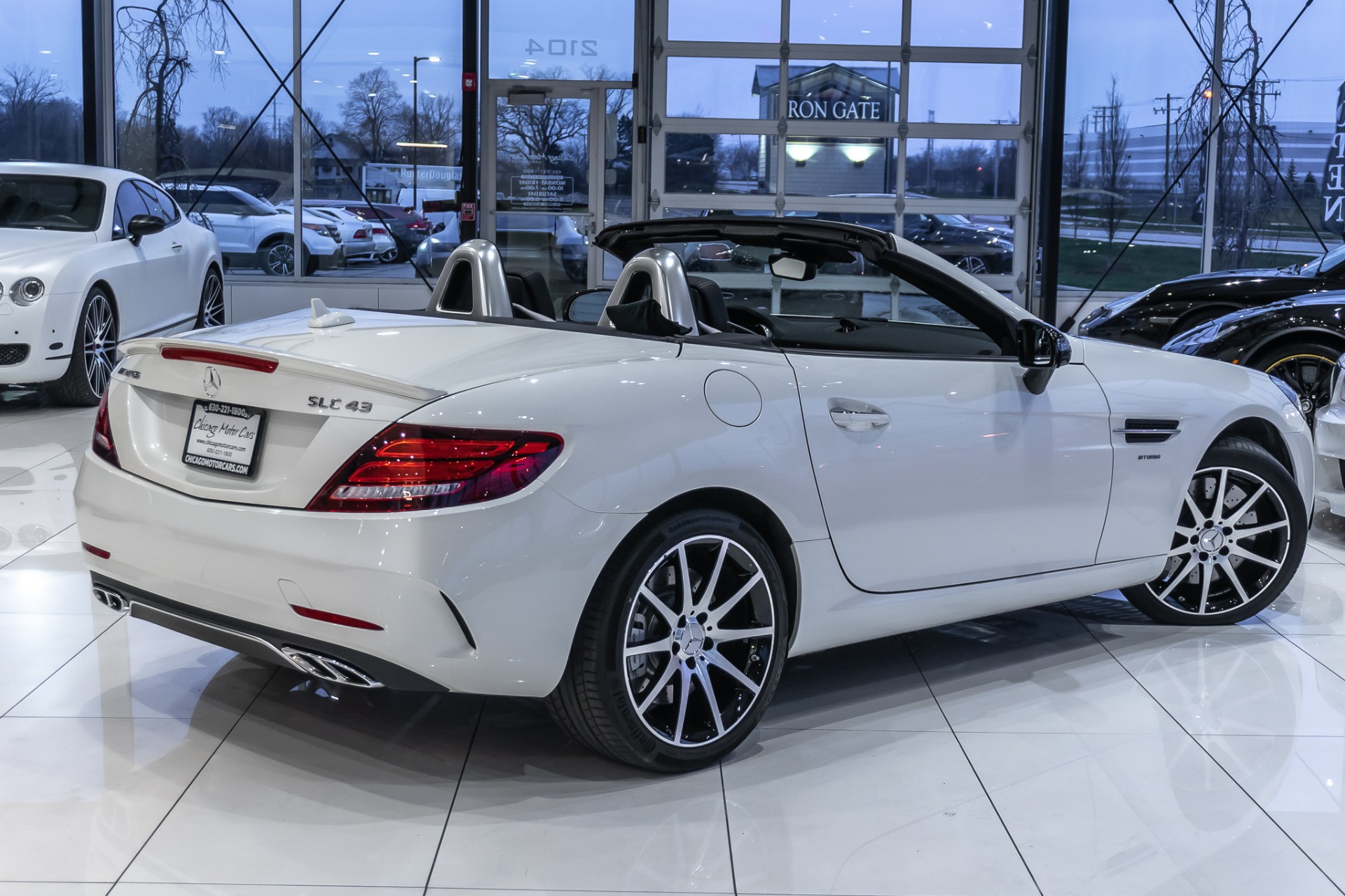 Used-2018-Mercedes-Benz-SLC43-AMG-Convertible-Pano-Roof