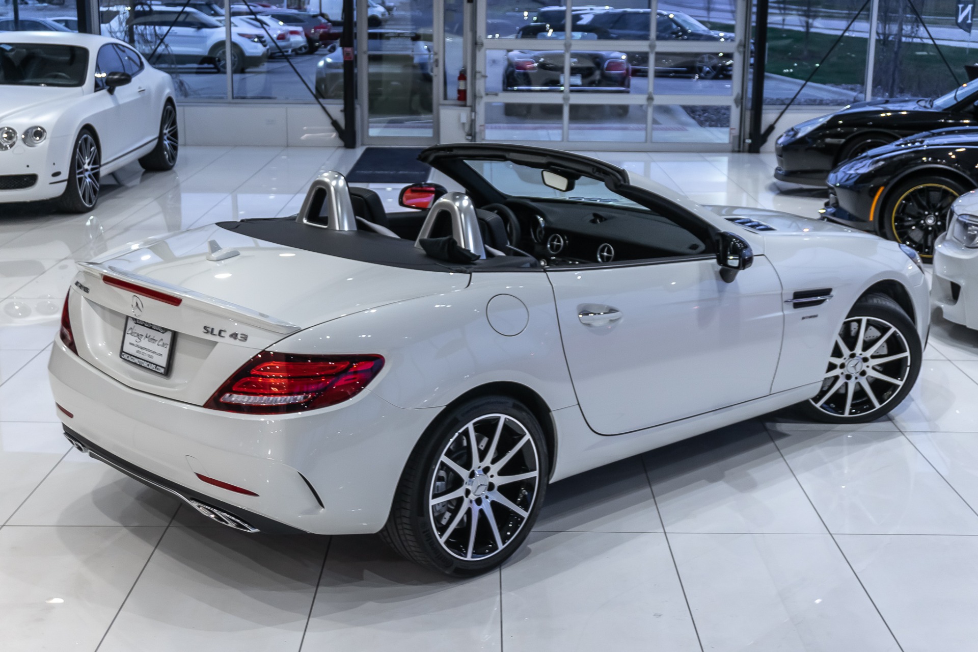 Used-2018-Mercedes-Benz-SLC43-AMG-Convertible-Pano-Roof