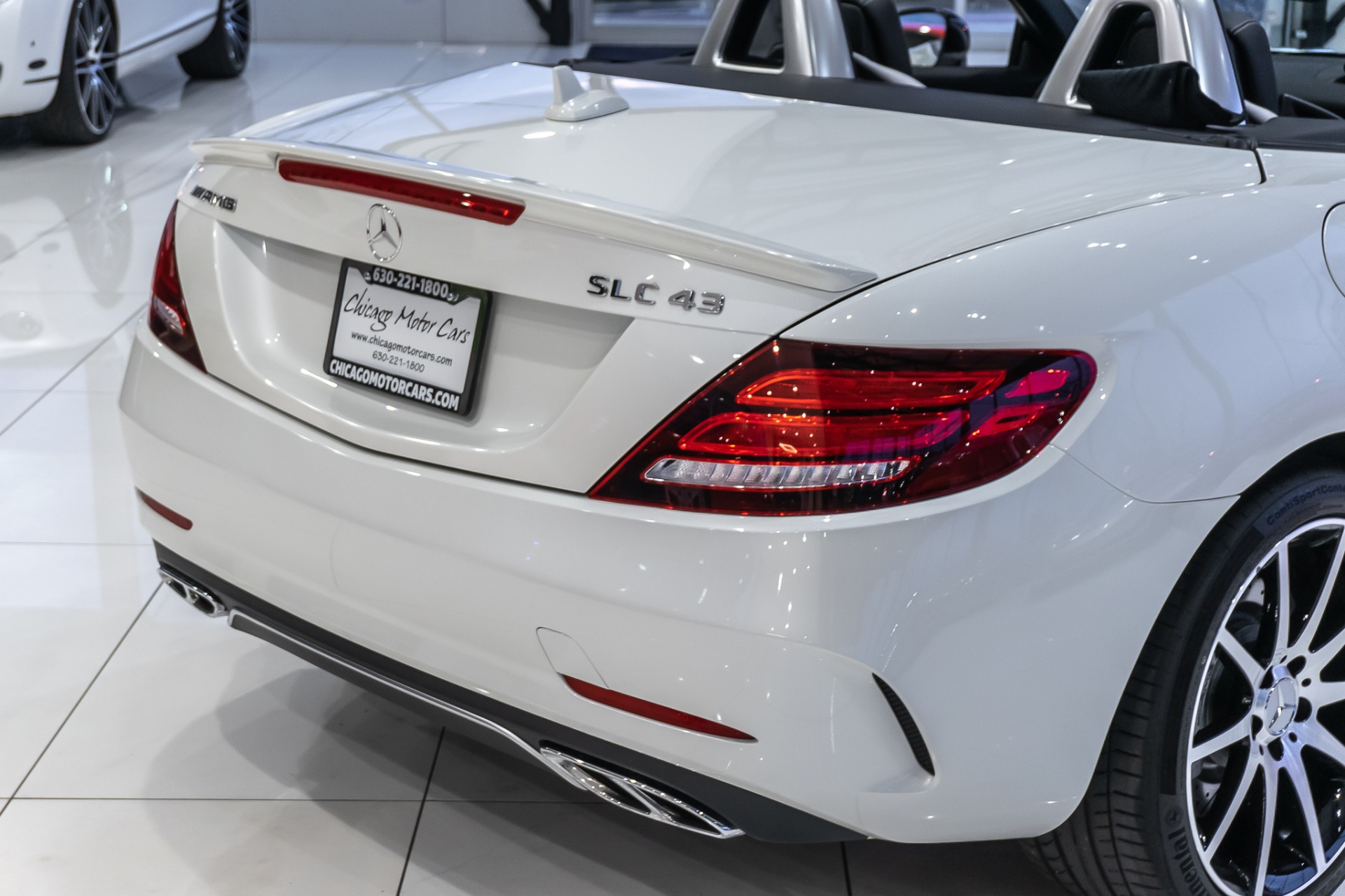 Used-2018-Mercedes-Benz-SLC43-AMG-Convertible-Pano-Roof