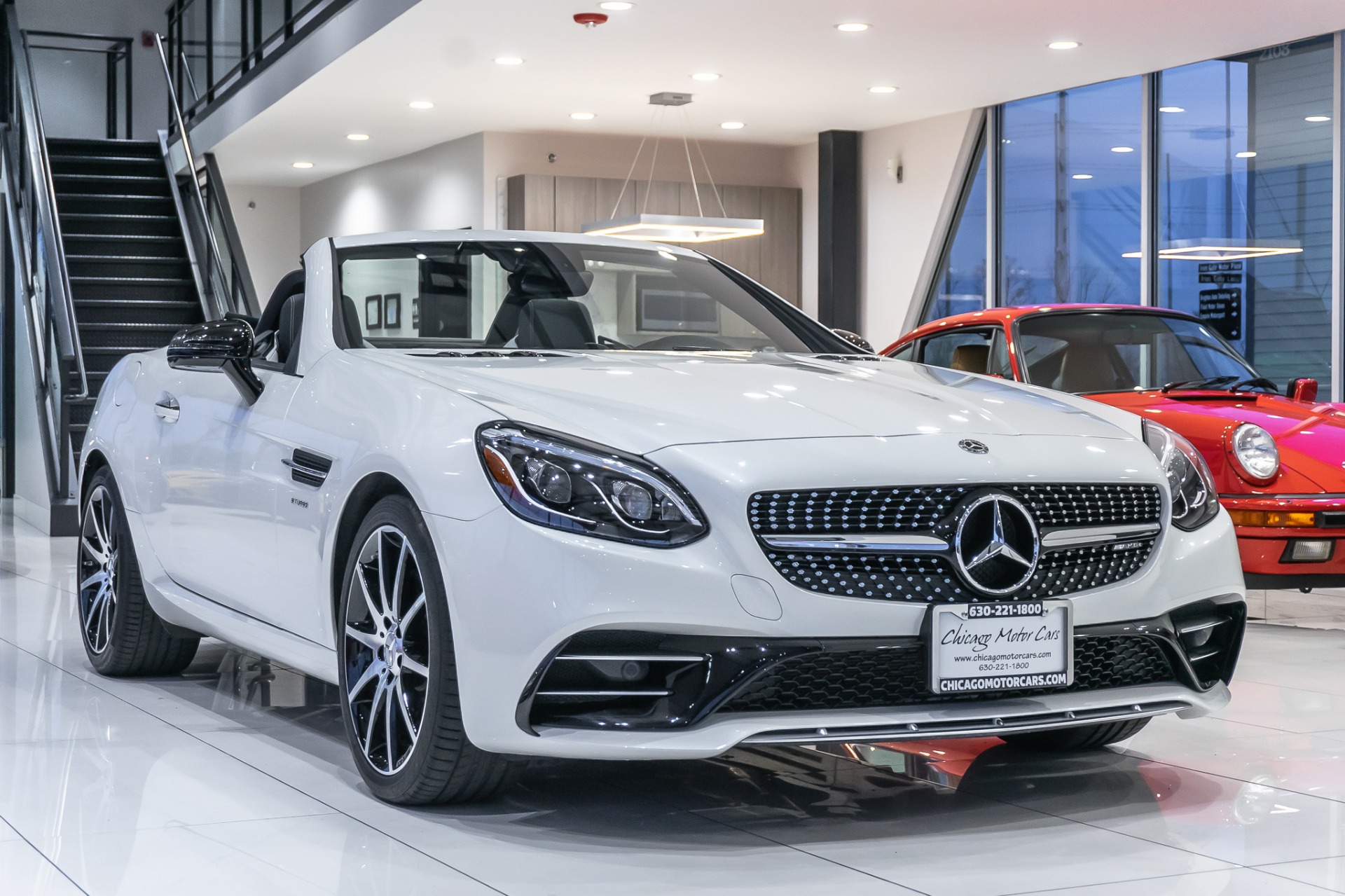 Used-2018-Mercedes-Benz-SLC43-AMG-Convertible-Pano-Roof