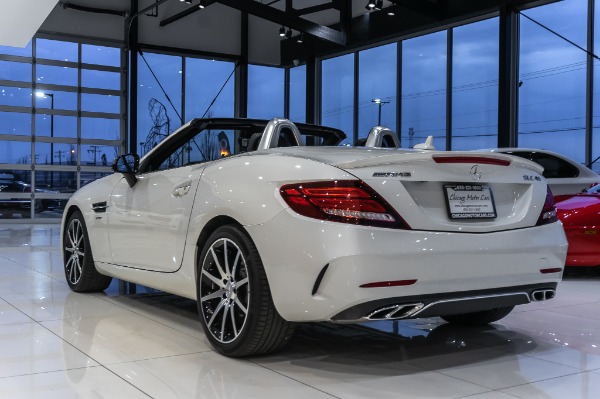 Used-2018-Mercedes-Benz-SLC43-AMG-Convertible-Pano-Roof