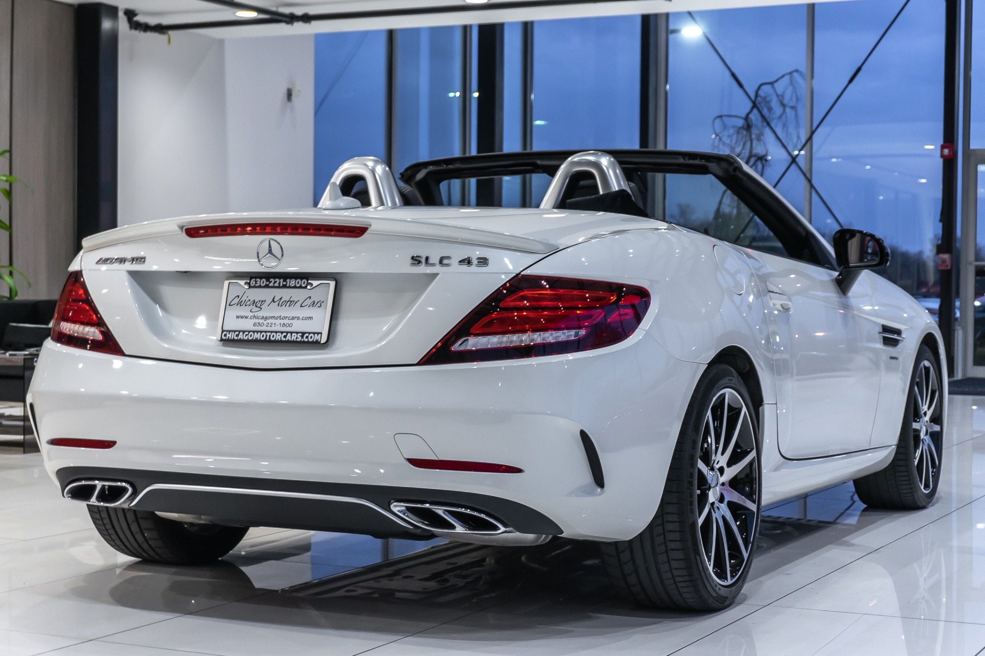 Used-2018-Mercedes-Benz-SLC43-AMG-Convertible-Pano-Roof