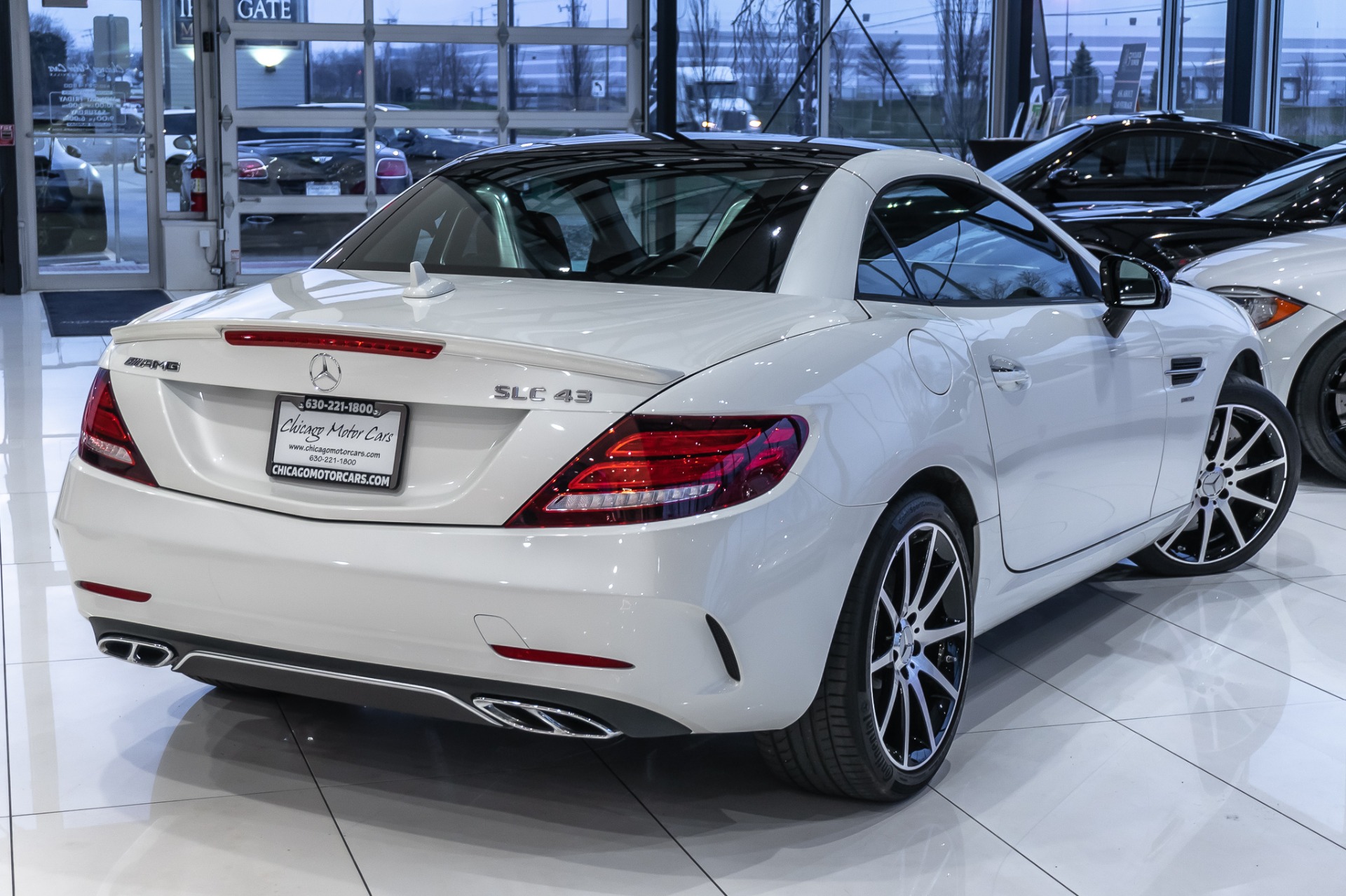 Used-2018-Mercedes-Benz-SLC43-AMG-Convertible-Pano-Roof