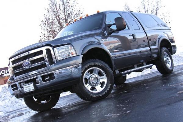 New-2005-Ford-Super-Duty-F-250-Lariat