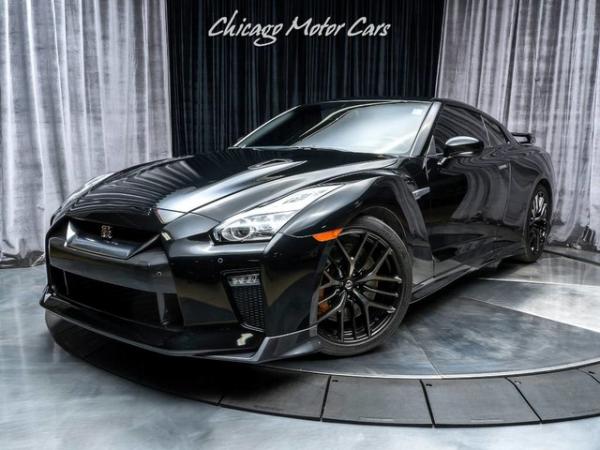 Used 2018 Nissan GT-R Premium Coupe FACTORY TITANIUM EXHAUST! for sale Sold at Chicago Motor Cars in West Chicago IL 60185 2