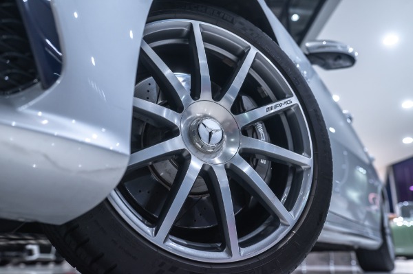 Used 2015 Mercedes-Benz S63 AMG 4 MATIC Sedan MSRP $157k+ Warmth & Comfort Pkg! Drivers Asst Pkg! for sale Sold at Chicago Motor Cars in West Chicago IL 60185 6
