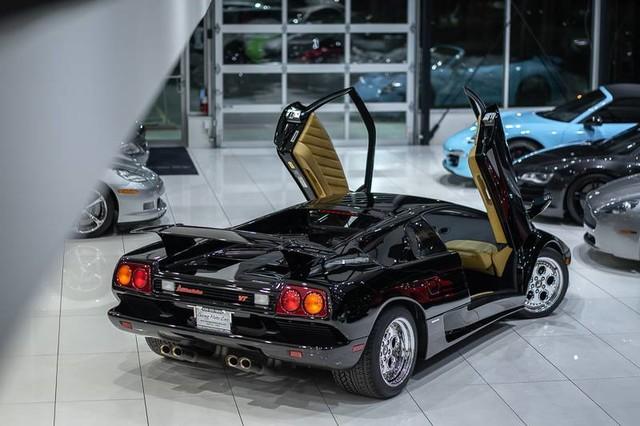 Used-1994-Lamborghini-Diablo-VT-Coupe-COLLECTORS-CAR