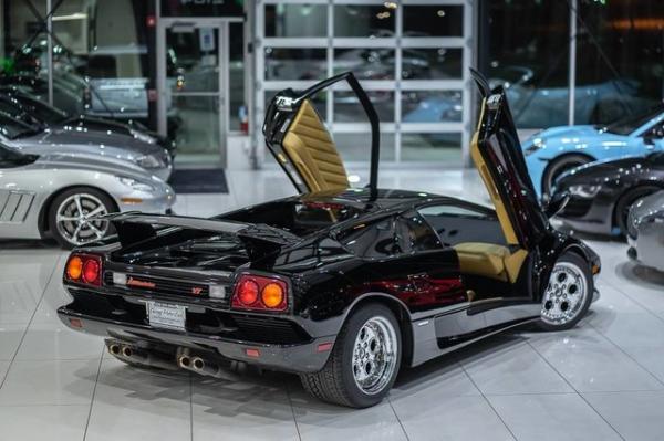 Used-1994-Lamborghini-Diablo-VT-Coupe-COLLECTORS-CAR