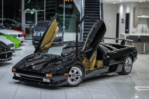 Used 1994 Lamborghini Diablo VT Coupe **COLLECTOR'S CAR** for sale Sold at Chicago Motor Cars in West Chicago IL 60185 4