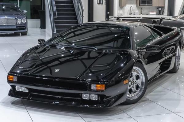 Used 1994 Lamborghini Diablo VT Coupe **COLLECTOR'S CAR** for sale Sold at Chicago Motor Cars in West Chicago IL 60185 6