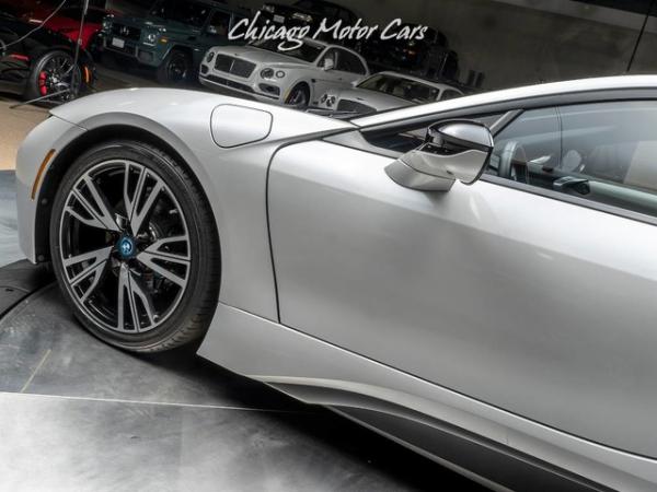 Used-2015-BMW-i8-Pure-Impulse-World-Coupe-RARE-EXAMPLE