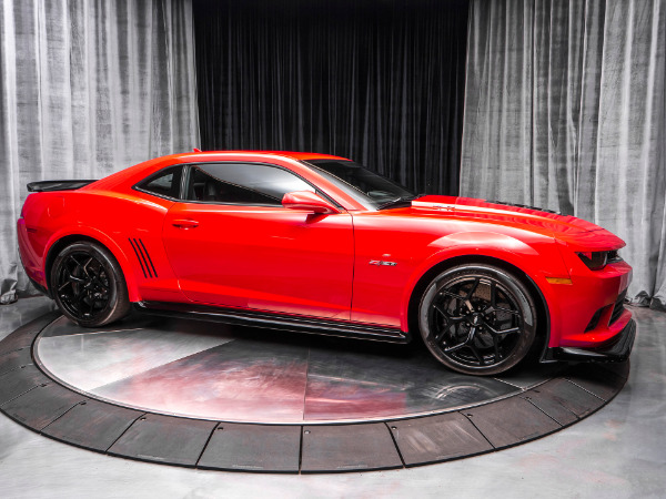 Used 2014 Chevrolet Camaro Z/28 Coupe 2K MILES! for sale Sold at Chicago Motor Cars in West Chicago IL 60185 6