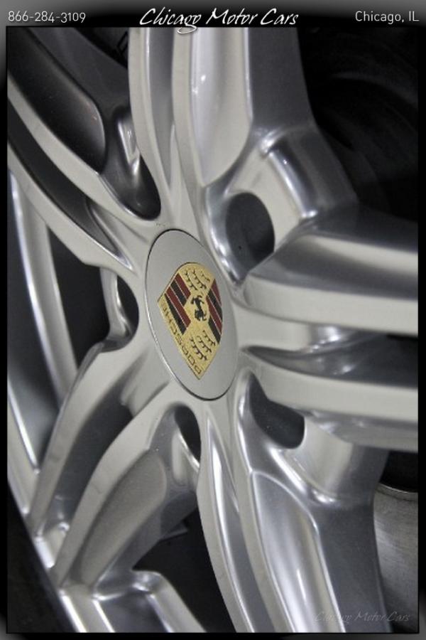Used 2012 Porsche Cayenne S Hybrid for sale Sold at Chicago Motor Cars in West Chicago IL 60185 5